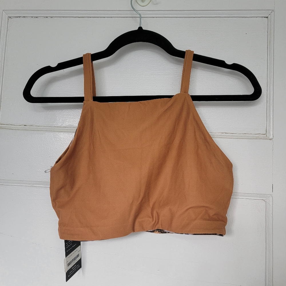 Noor Reversible Four-Way Top - Picture 4 of 5